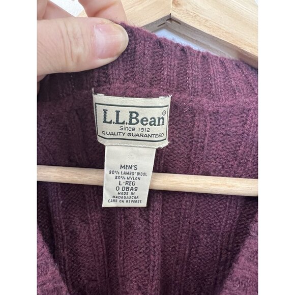 L.L. Bean Mens Sweater Vest Burgundy Red Cable Knit Wool Blend Classic L - Picture 3 of 7